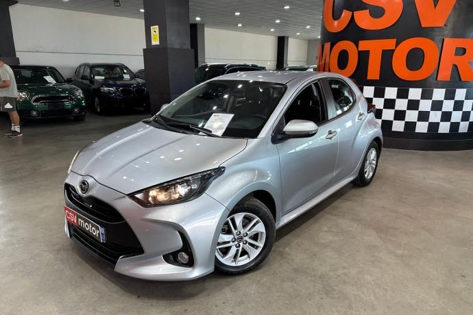 TOYOTA YARIS 1.5 120H Active Plus