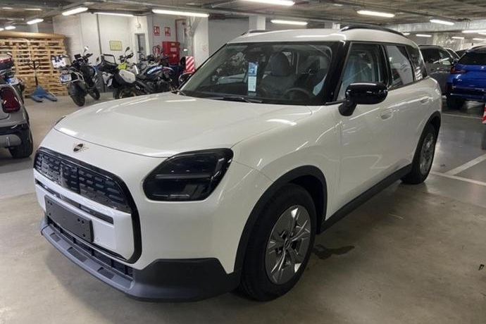 MINI COUNTRYMAN E 150 kW (204 CV)