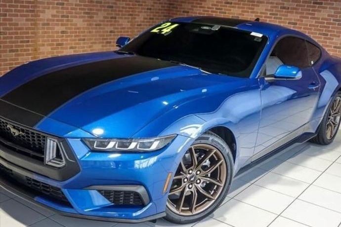 FORD MUSTANG Ecoboost Premium 2024