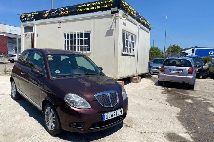 LANCIA YPSILON 1.3 jtd 90 platino