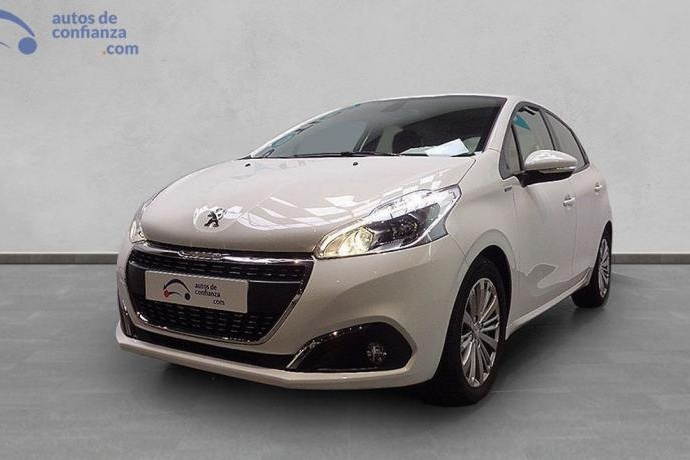 PEUGEOT 208 1.2 PURETECH SIGNATURE S&S