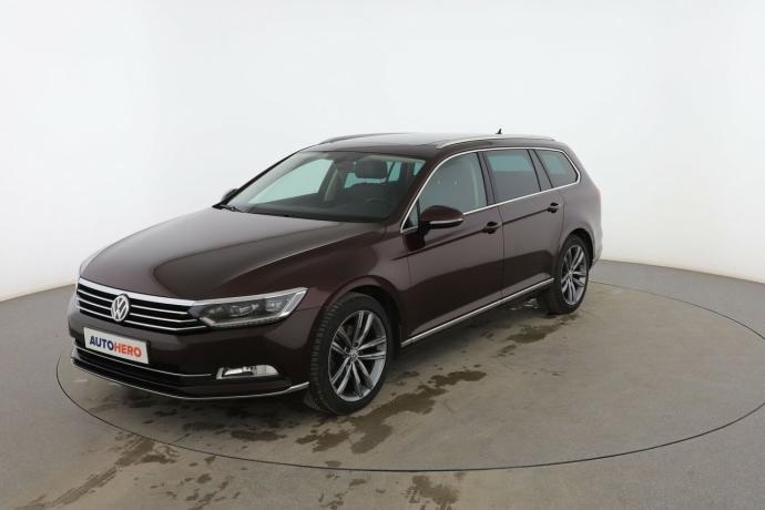 VOLKSWAGEN PASSAT 1.8 TSI Sport
