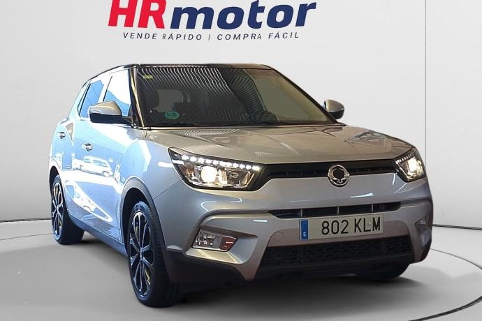 SSANGYONG TIVOLI Premium 4x2