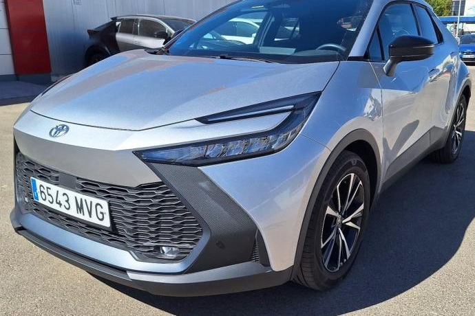 TOYOTA C-HR 2.0 220PH Advance