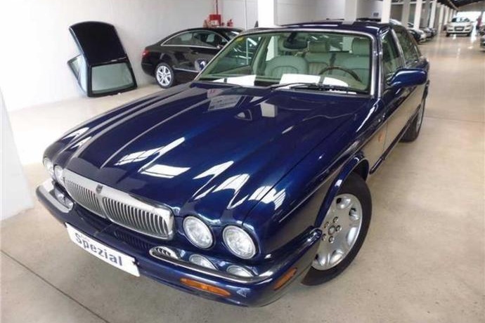 JAGUAR XJ 3.2 V8 237 CV EXECUTIVE