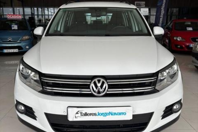 VOLKSWAGEN TIGUAN 2.000 TDI ADVANCE BLUEMOTION