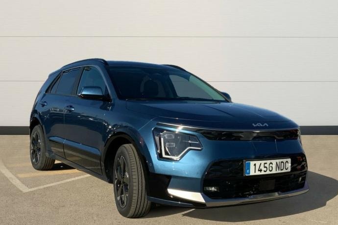 KIA NIRO BEV 65KWH 150KW E-NIRO EMOTION 204 5P
