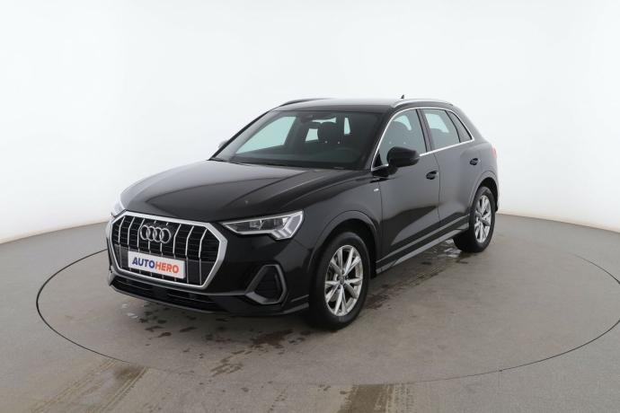 AUDI Q3 35 TFSI ACT S line