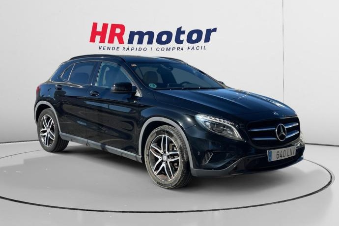 MERCEDES-BENZ GLA 200 d Style