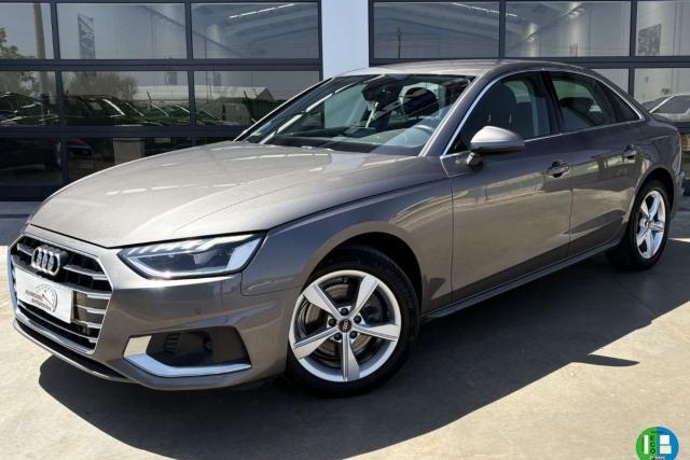 AUDI A4 Advanced 30 TDi 136cv S Tronic