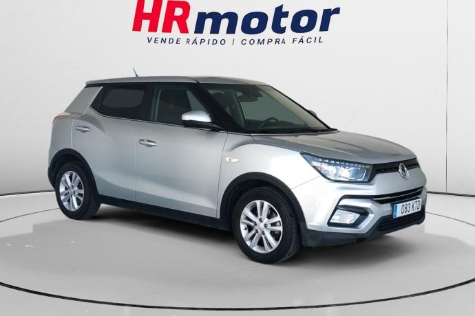 SSANGYONG TIVOLI Premium 4x2