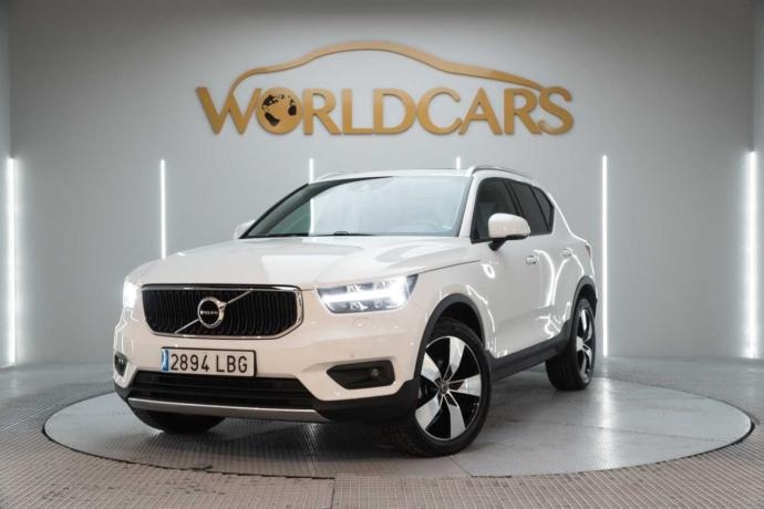 VOLVO XC40 1.5 T3 Momentum