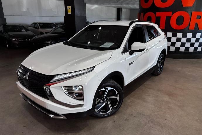 MITSUBISHI ECLIPSE CROSS 2.4 PHEV Kaiteki Auto 4WD