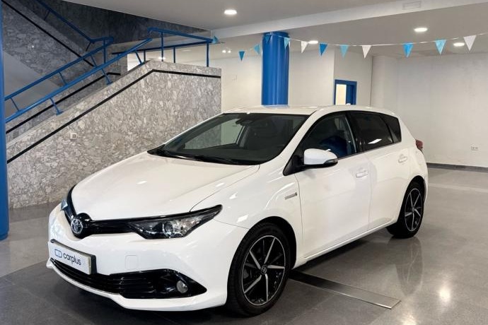 TOYOTA AURIS 1.8 140H Hybrid Feel! Edition