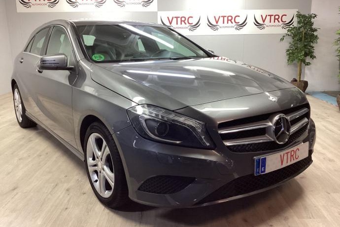 MERCEDES-BENZ A 180 Urban