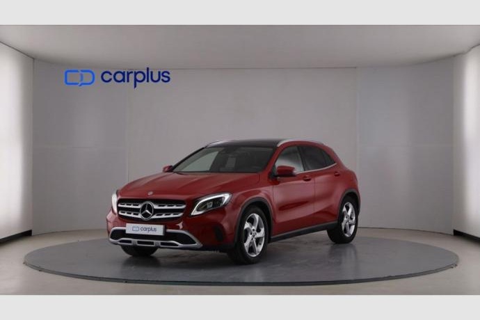 MERCEDES-BENZ GLA 180