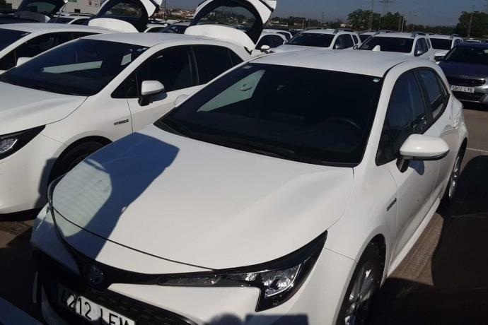 TOYOTA COROLLA 1.8 125H ACTIVE E-CVT