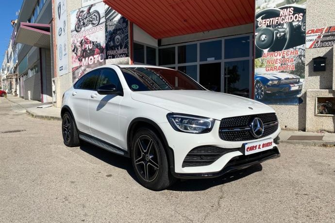 MERCEDES-BENZ GLC 220