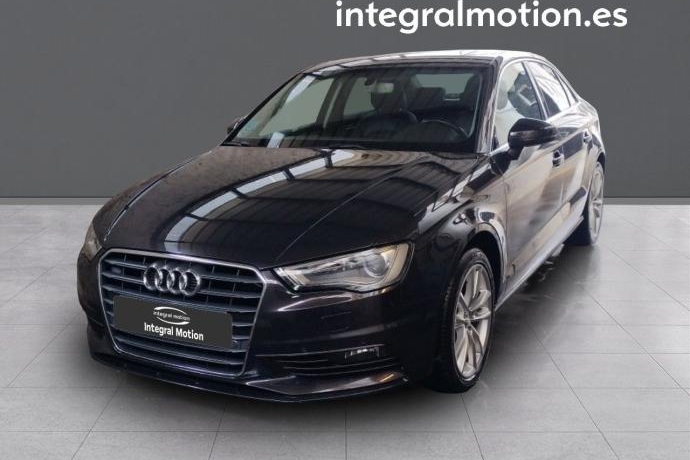 AUDI A3 Sedan 1.6 TDI clean die 110CV Advanced