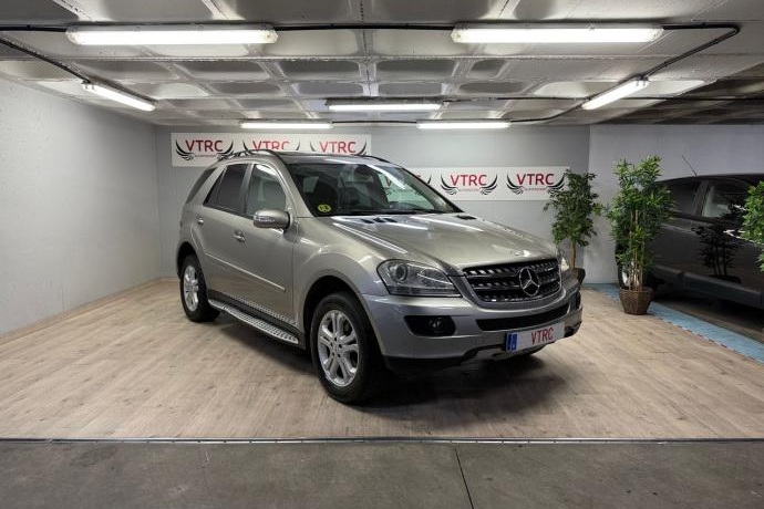 MERCEDES-BENZ M 320cdi