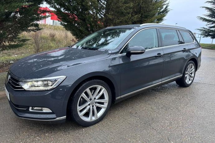 VOLKSWAGEN PASSAT 2.0TDI DSG SPORT