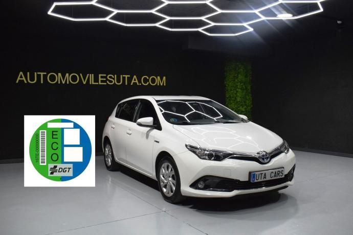 TOYOTA AURIS 1.8 140H Hybrid Active