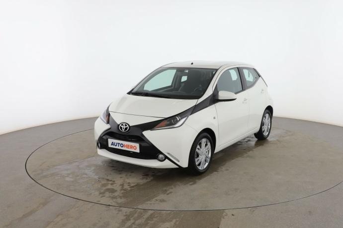 TOYOTA AYGO 1.0 X-Play