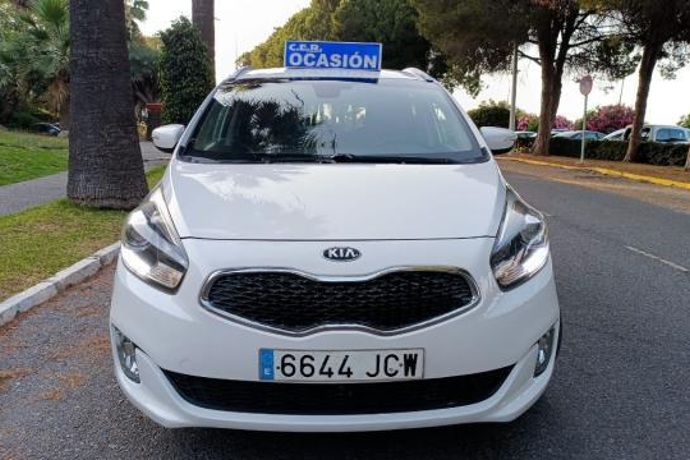 KIA CARENS 1.7 CRDi VGT 115 CV Concept Eco-Dynamics 5 plazas (neumáticos Michelin)