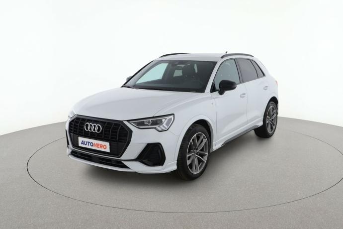 AUDI Q3 35 TDI Black line