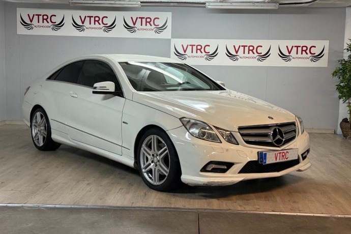 MERCEDES-BENZ E Coupe