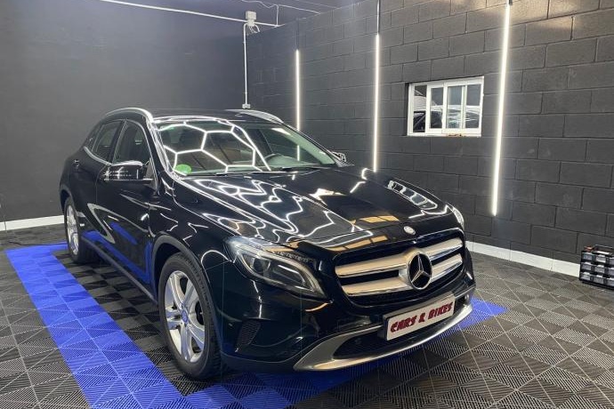 MERCEDES-BENZ GLA 200 URBAN