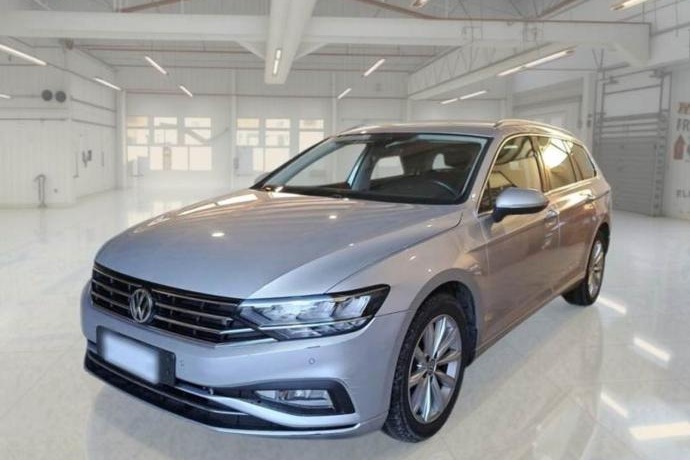 VOLKSWAGEN PASSAT Advance 2.0 TDI 110kW (150CV) Variant