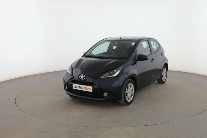 TOYOTA AYGO 1.0 X-Play