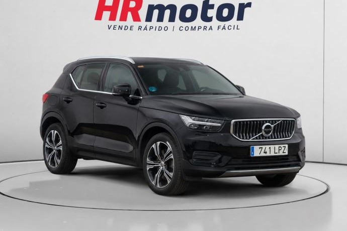 VOLVO XC40 T5 Twin Momentum Auto 193 kW (262 CV)