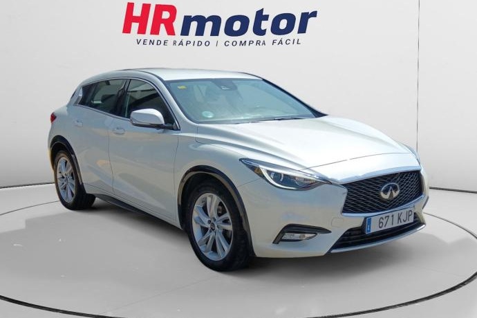 INFINITI Q 30 1.5D PREMIUM