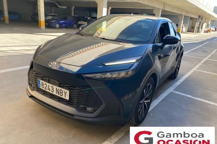 TOYOTA C-HR 1.8 Advance Hybrid 140