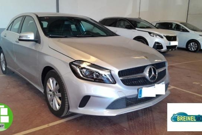 MERCEDES-BENZ A A 200 d