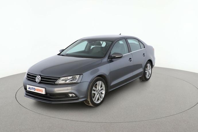VOLKSWAGEN JETTA 2.0 TDI Sport BlueMotion