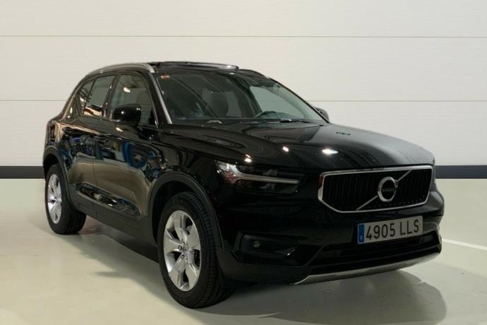 VOLVO XC40 1.5 T3 MOMENTUM PRO 163 5P