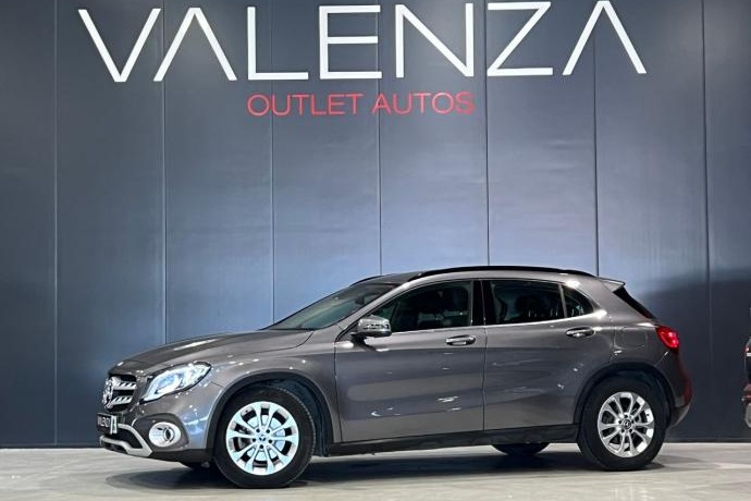 MERCEDES-BENZ GLA 180 DCT BUSINESS EDITION