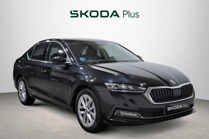 SKODA OCTAVIA 1.5 TSI m-HEV 110kW(150CV) DSG Selection