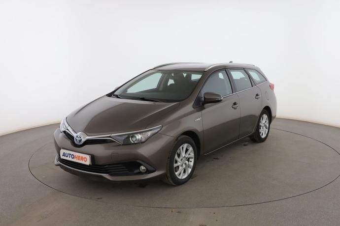 TOYOTA AURIS 1.8 Hybrid Business