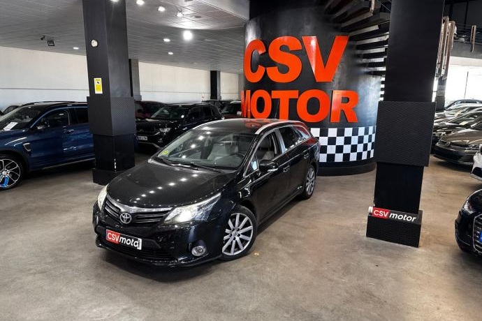 TOYOTA AVENSIS 180D Executive Cross Sport