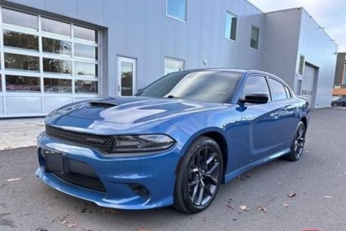 DODGE CHARGER 5.7 RT HEMI RWD