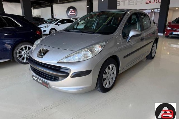 PEUGEOT 207 5p Urban 1.4 75