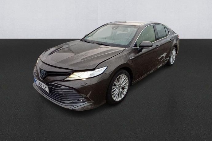 TOYOTA CAMRY 2.5 220H Luxury