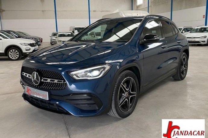 MERCEDES-BENZ GLA 200 d 4MATIC 8G-DCT