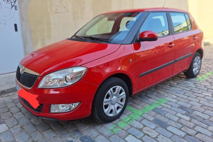 SKODA FABIA YOUNG  12V 60CV