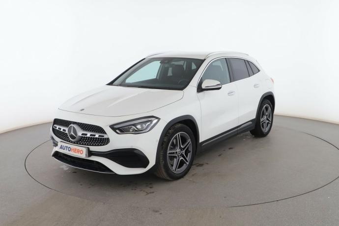 MERCEDES-BENZ GLA 200 D AMG LINE
