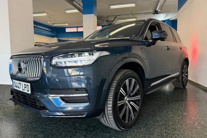 VOLVO XC90 2.0 T8 INSCRIPTION PLUG-IN HYBRID AWD AUTO